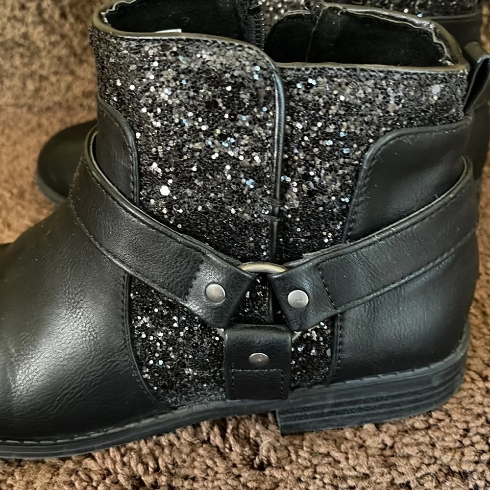 Rocketdog boots, size 5